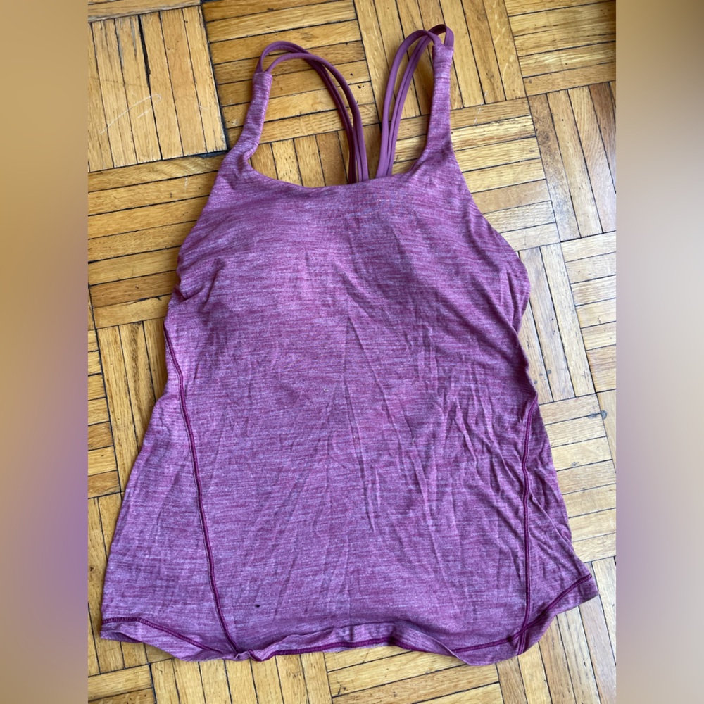 Lululemon workout tank with built in bra size 4